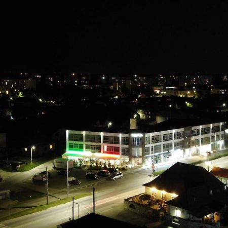 Hotel Samaria Šamorín المظهر الخارجي الصورة