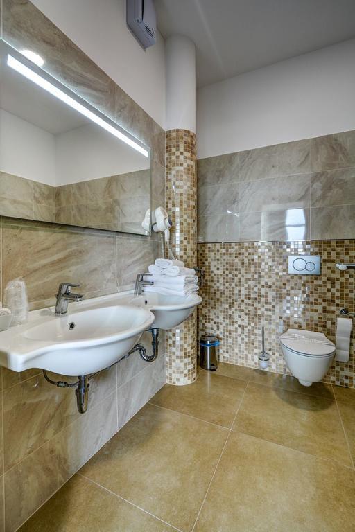 Hotel Samaria Šamorín المظهر الخارجي الصورة