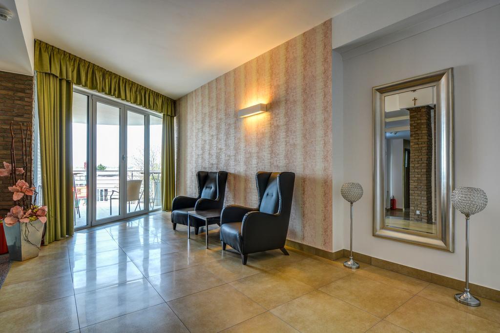 Hotel Samaria Šamorín المظهر الخارجي الصورة