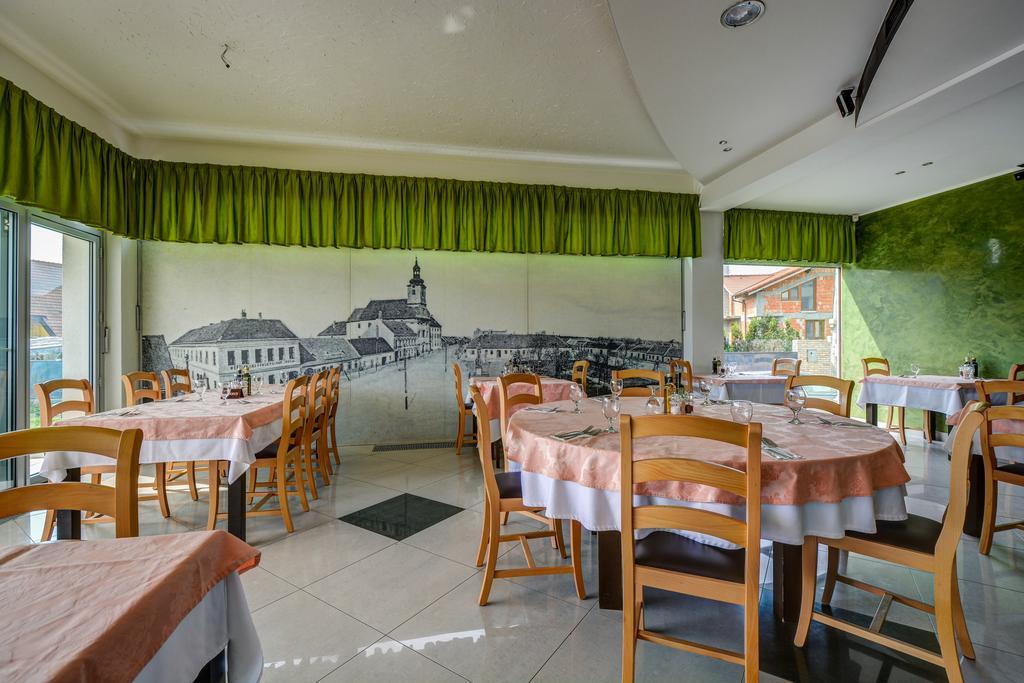 Hotel Samaria Šamorín المظهر الخارجي الصورة