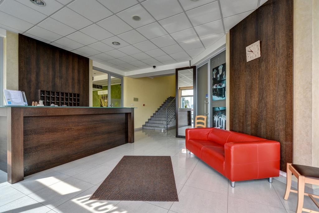 Hotel Samaria Šamorín المظهر الخارجي الصورة